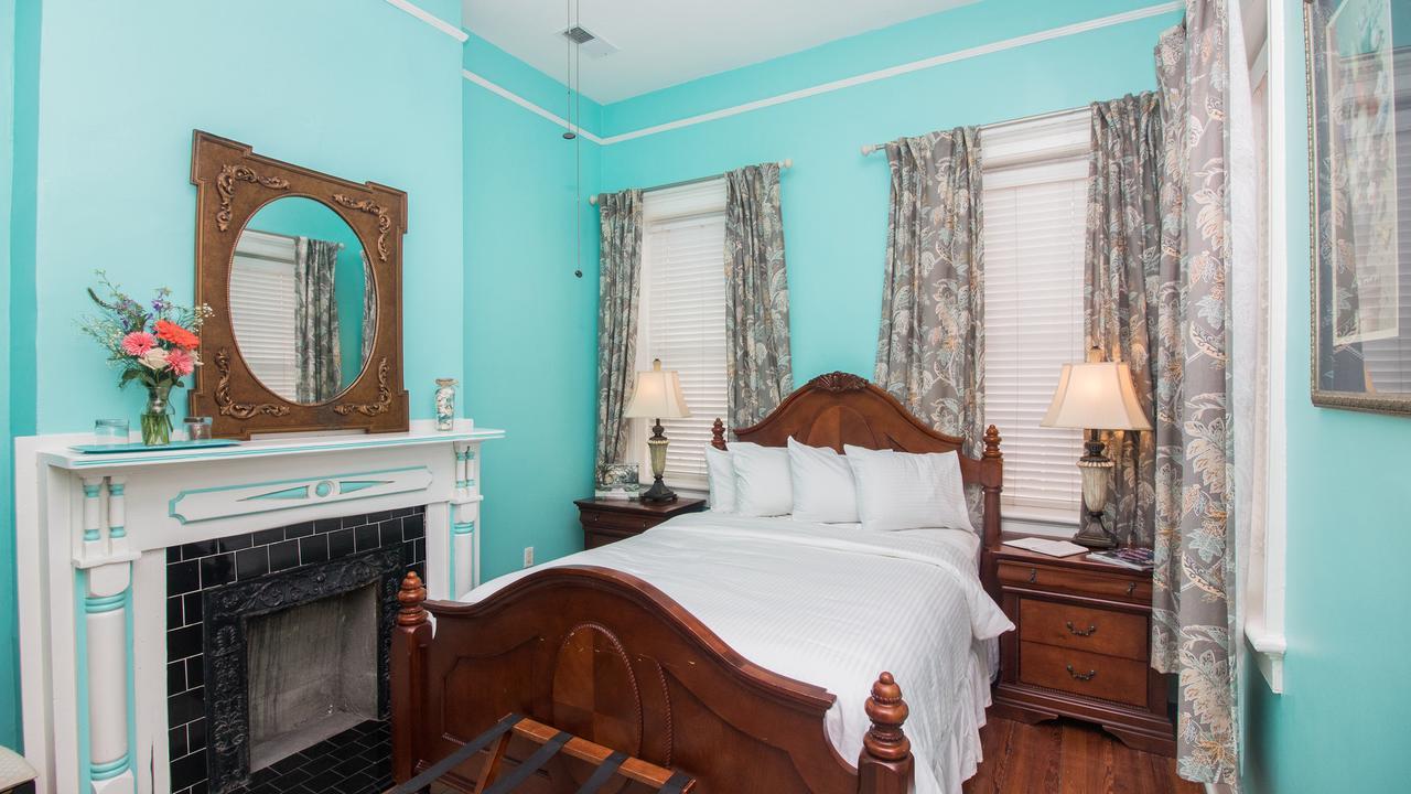 Dresser Palmer House Savannah Exterior photo