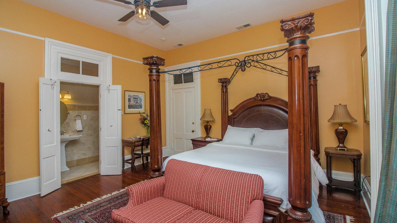 Dresser Palmer House Savannah Exterior photo