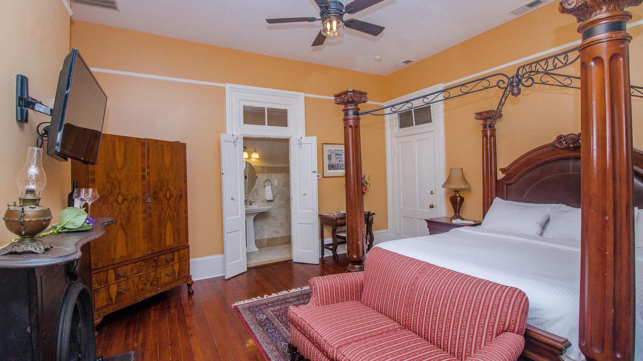 Dresser Palmer House Savannah Exterior photo